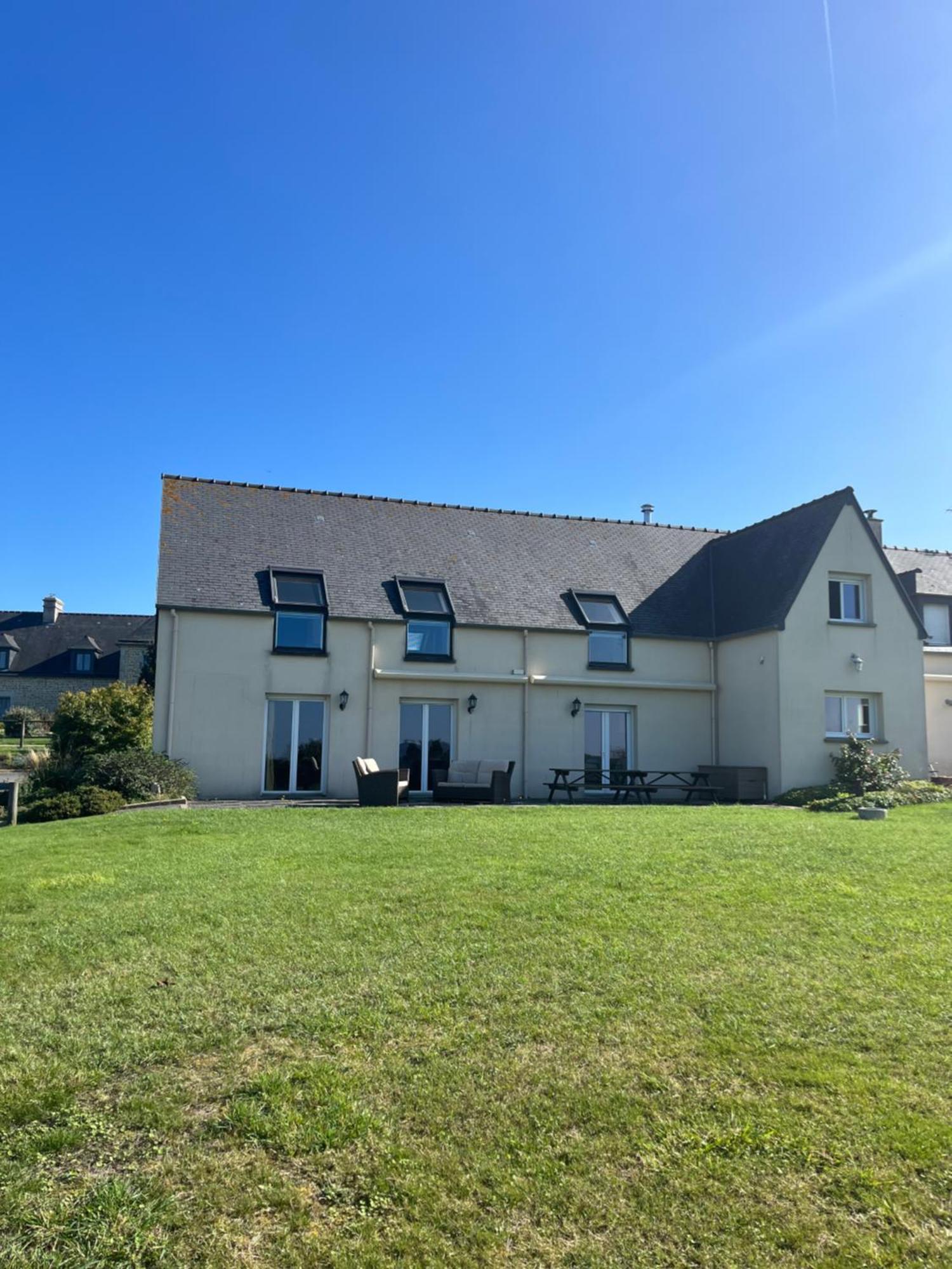 Le Moulin De La Butte Bed & Breakfast Huisnes-sur-Mer Bagian luar foto